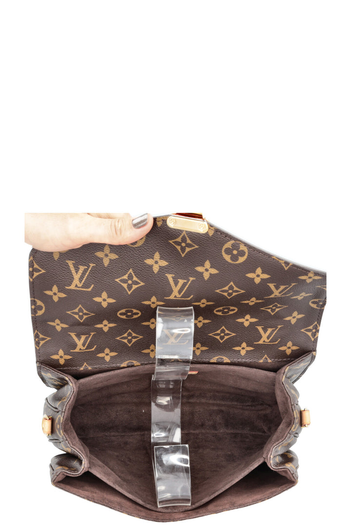 LOUIS VUITTON Pochette Metis Bag MNG Canvas