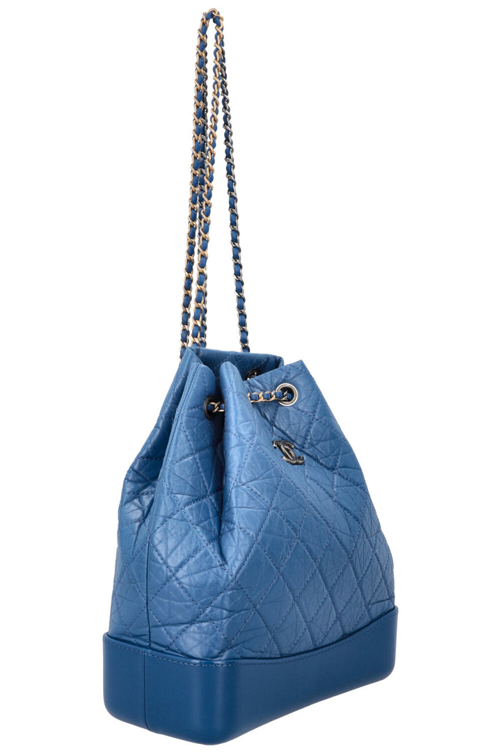 CHANEL Sac à dos matelassé Gabrielle moyen Bleu