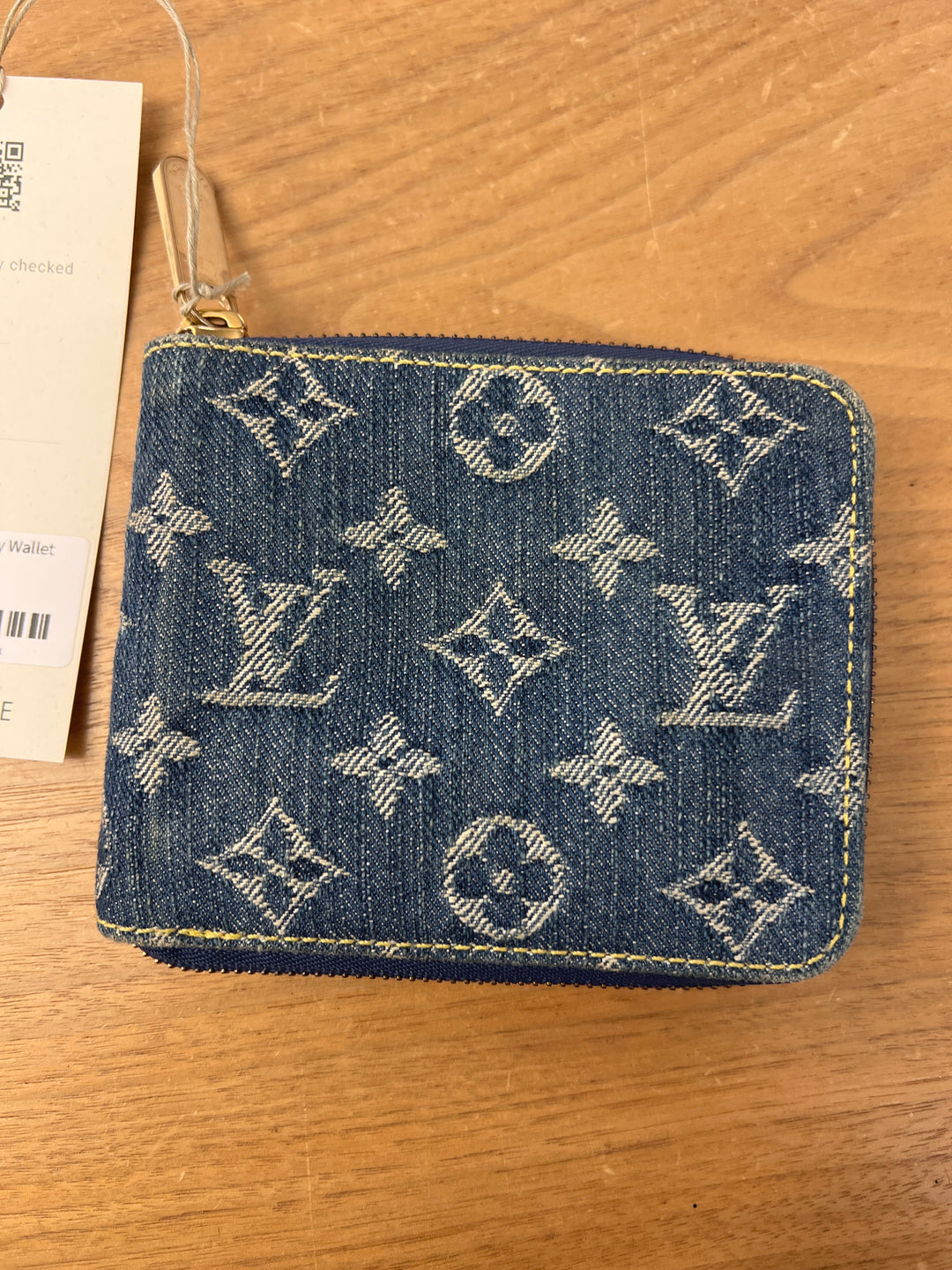 LOUIS VUITTON Zippy Wallet Denim Small