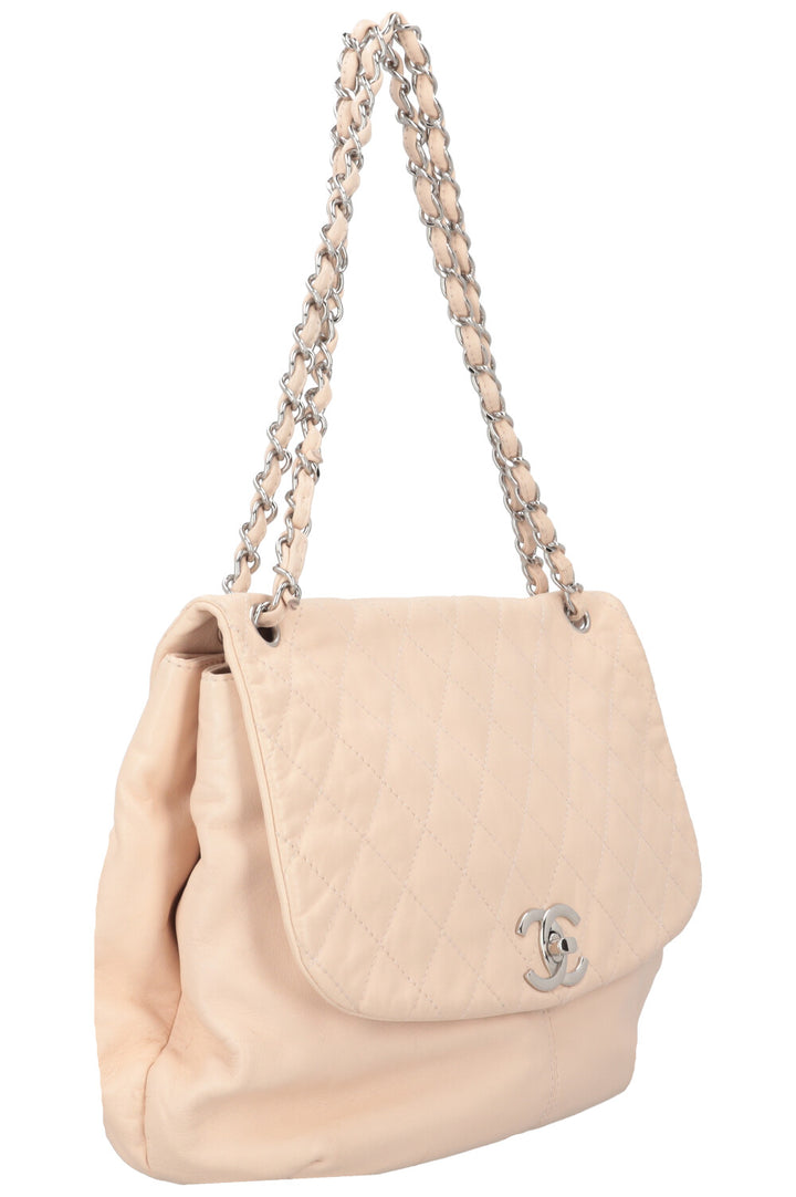 CHANEL Sac à Rabat Unique Cuir Rose