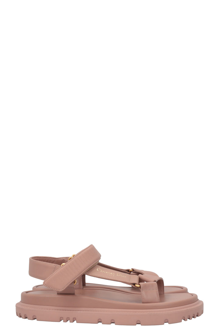 CHRISTIAN DIOR D-Wave Flats Leather Pink