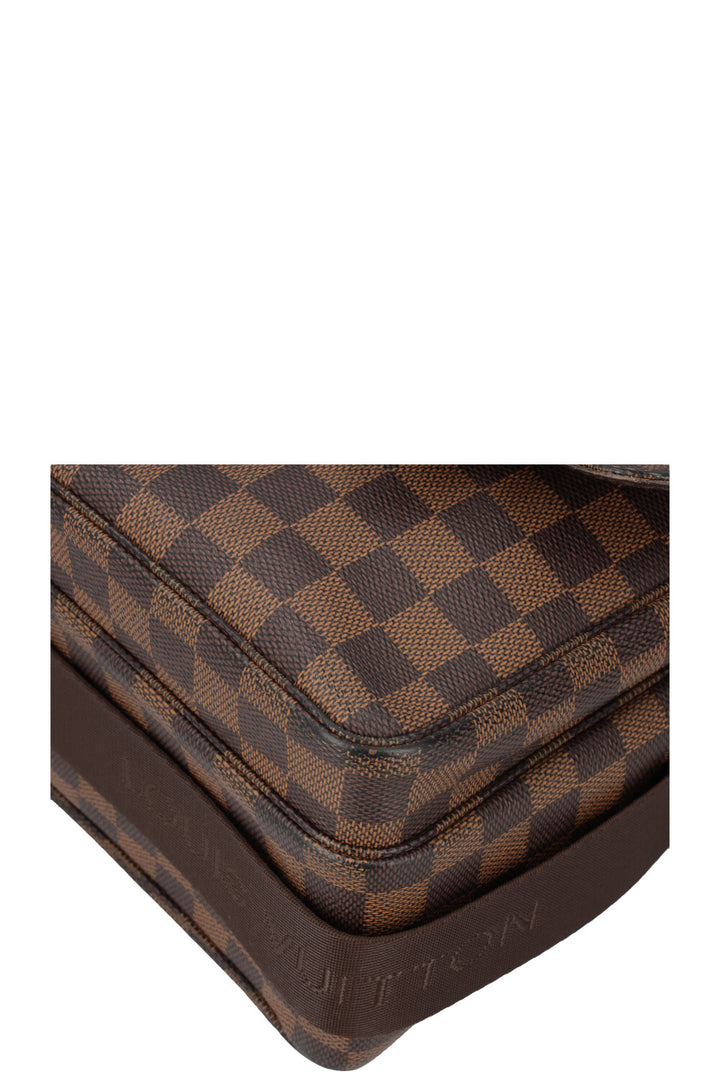 LOUIS VUITTON Messenger Bag Damier Ebene