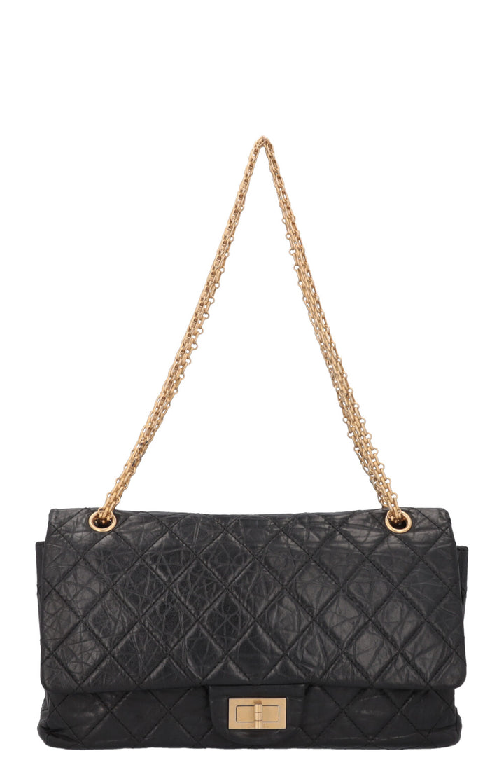 CHANEL 2.55 Reissue Maxi Black Gold