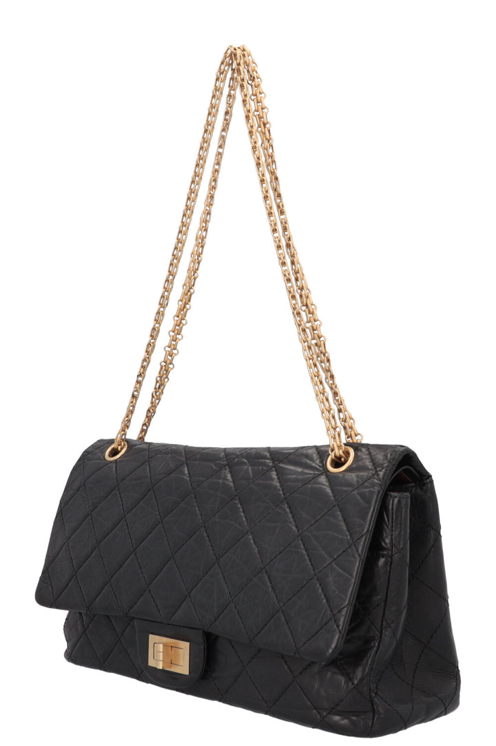 CHANEL 2.55 Réédition Maxi Noir Or