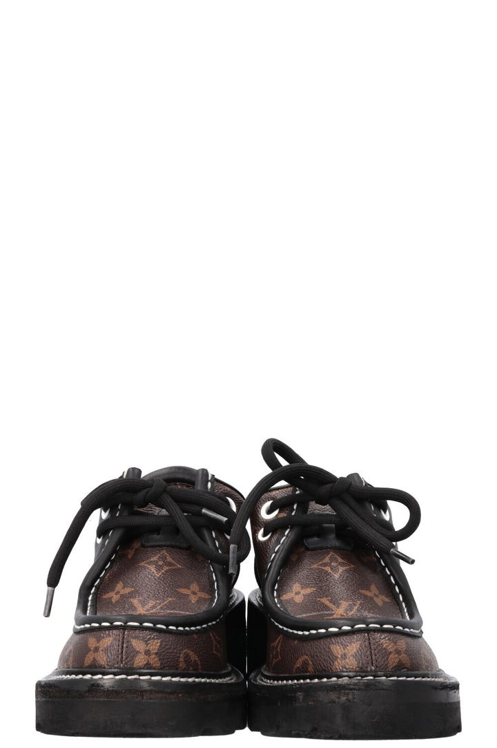 LOUIS VUITTON Loafers MNG