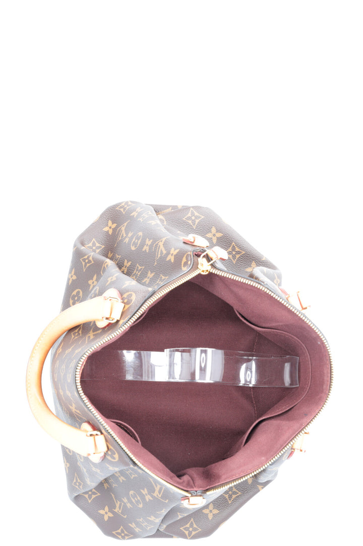 LOUIS VUITTON Turenne MM Crossbody Bag MNG