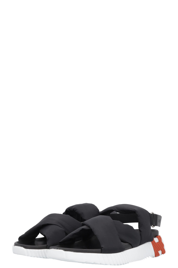 HERMÈS Electric Sandals Parachute Black