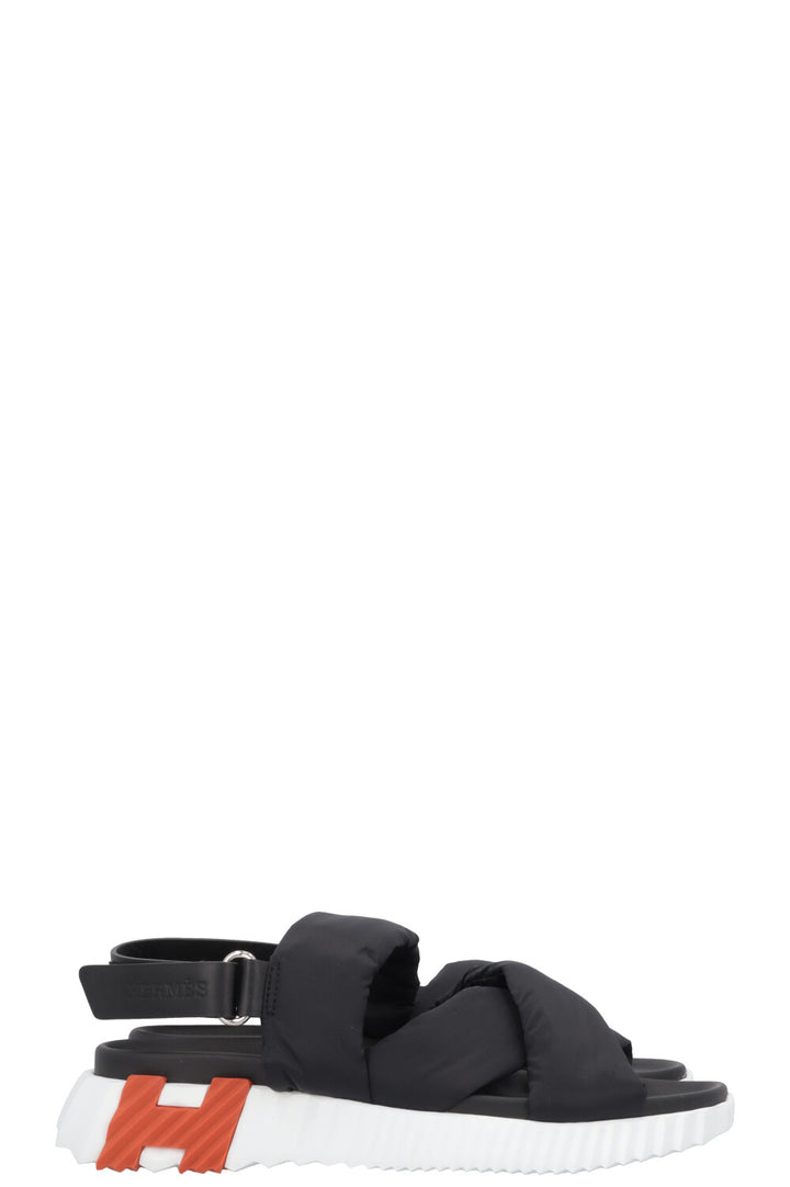 HERMÈS Electric Sandals Parachute Black