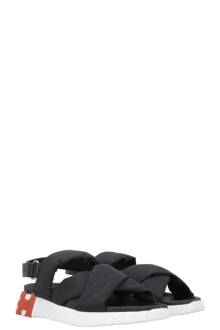 HERMÈS Electric Sandals Parachute Black