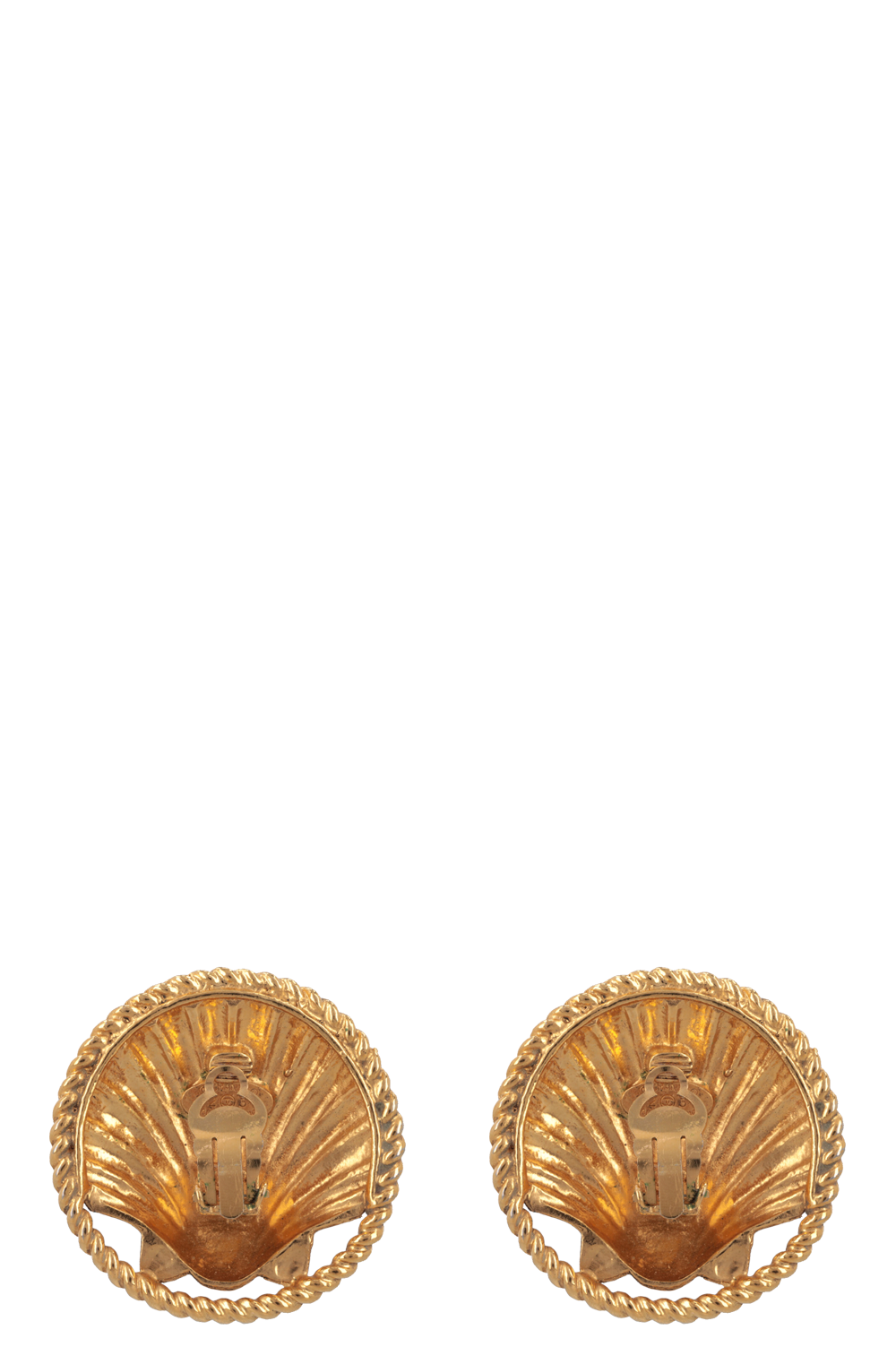 CHANEL 1990 Seashell Ear Clips Gold