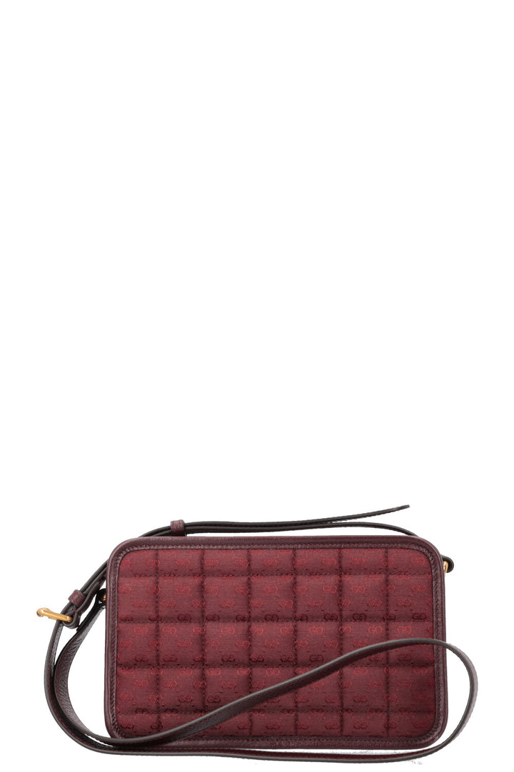 GUCCI GG Supreme Crossbody Bag Red