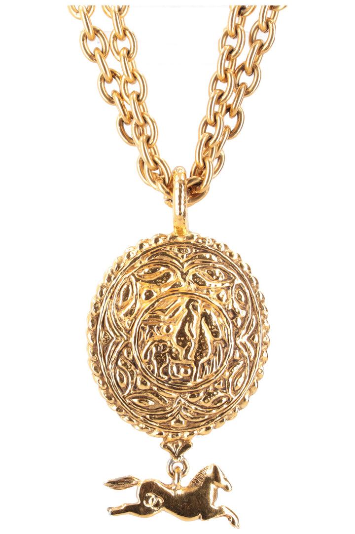 CHANEL Vintage CC Horse Medallion Necklace Gold