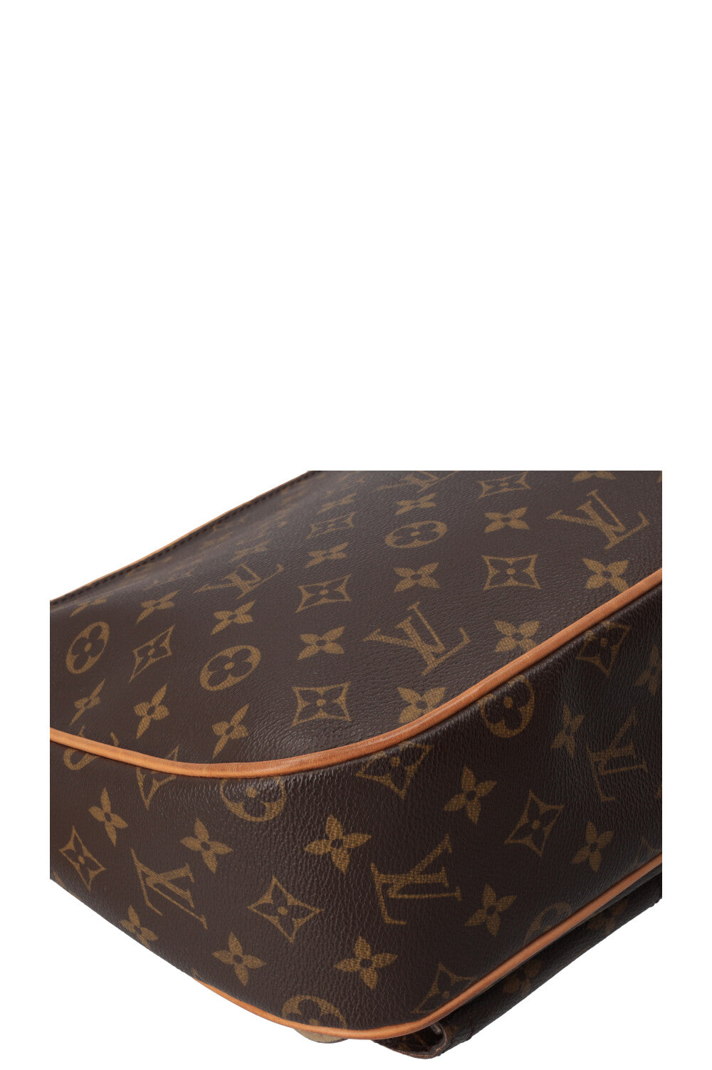 LOUIS VUITTON Hudson GM MNG Canvas