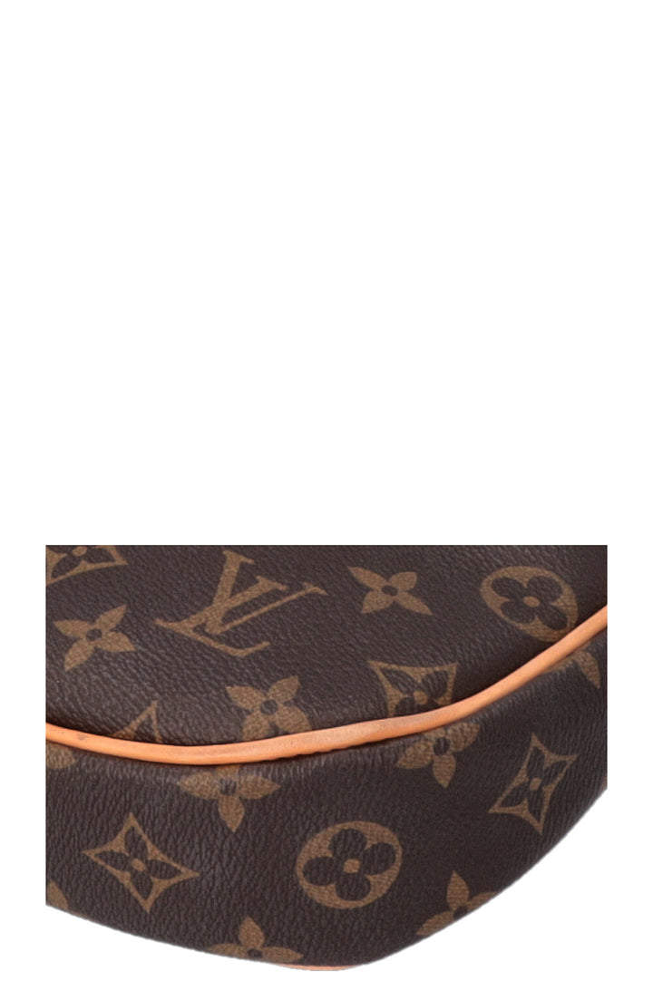 LOUIS VUITTON Odeon Crossbody Bag MNG