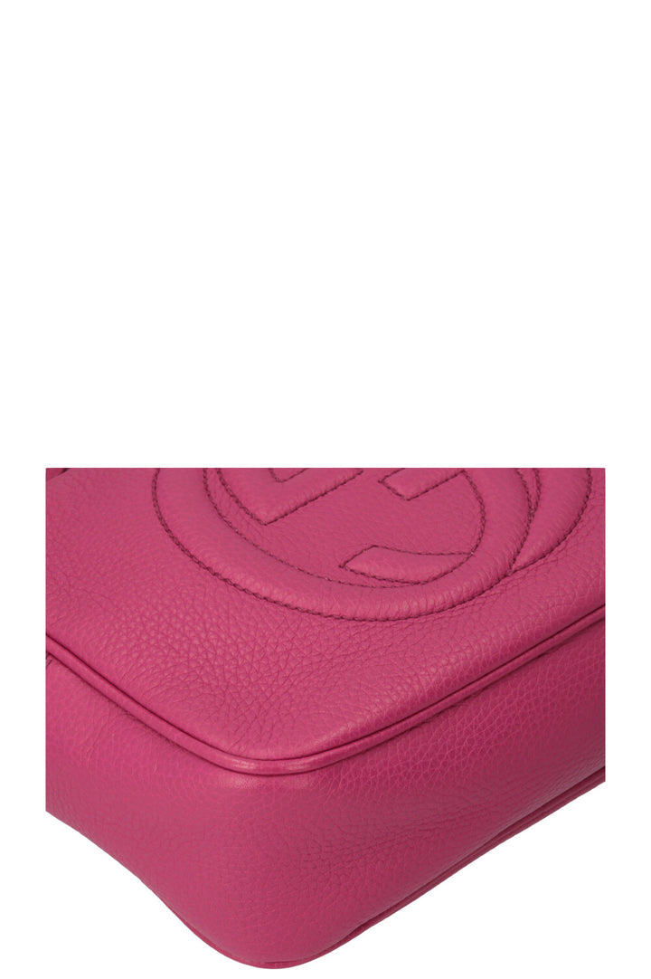 GUCCI Soho Disco Crossbody Bag Leather Fuchsia