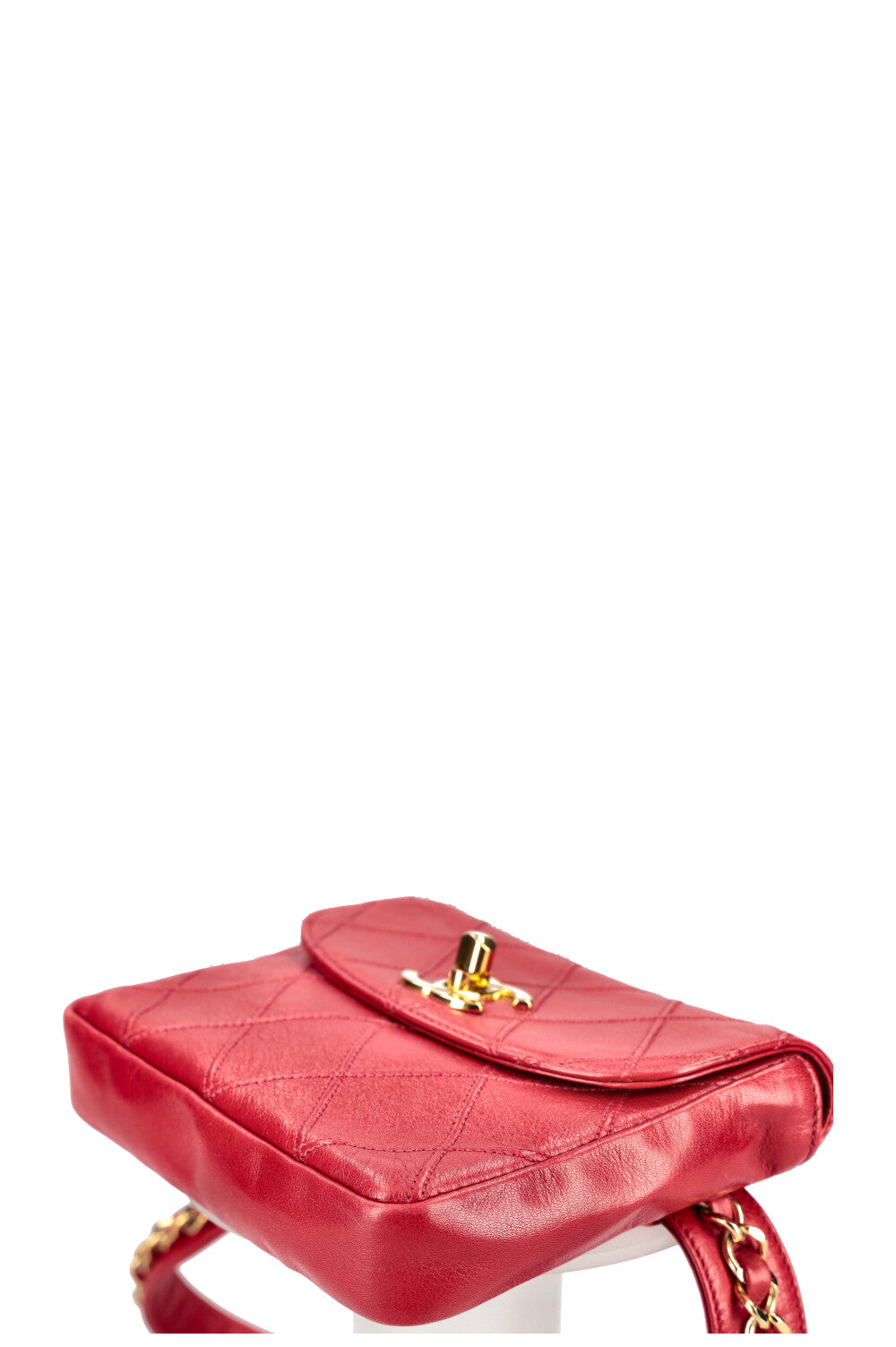 CHANEL Sac Ceinture Matelassé Rouge