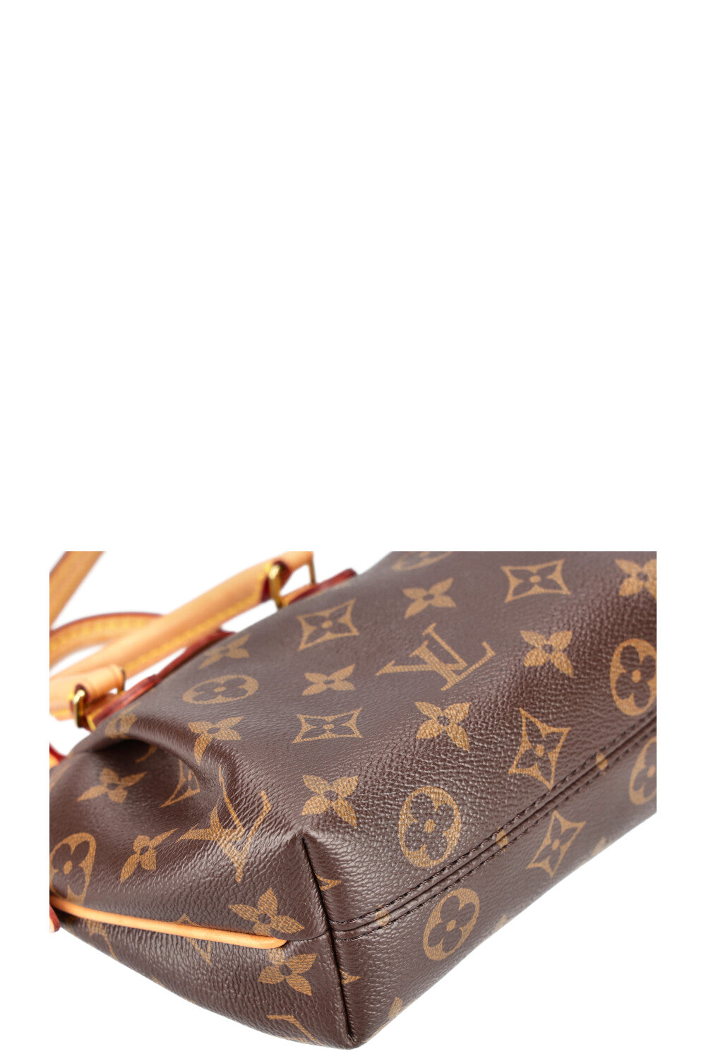 LOUIS VUITTON Turenne Bag Nano MNG