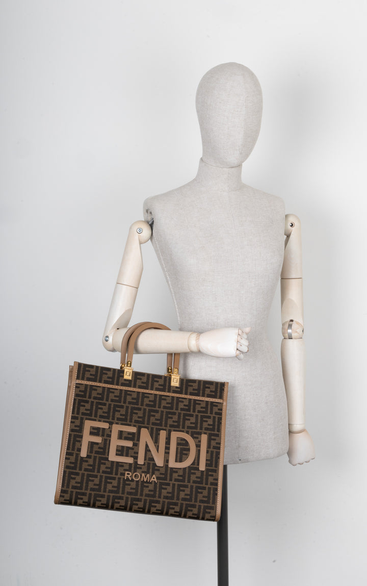 FENDI Sac fourre-tout Sunshine à imprimé Zucca