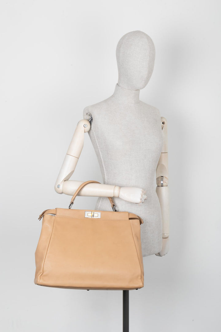 FENDI Grand Peekaboo Cuir Beige