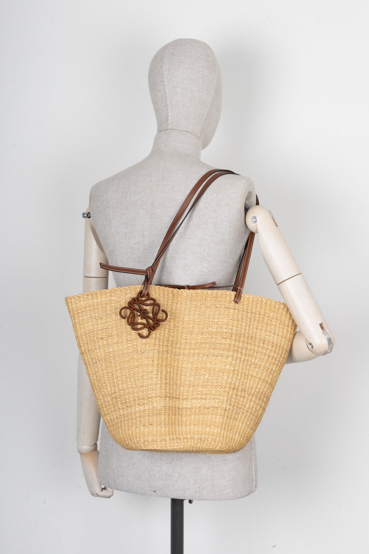 LOEWE Medium Shell Basket Bag Raffia Beige