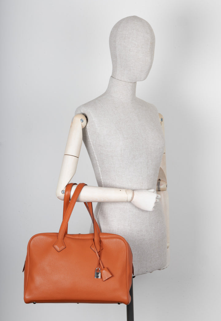 HERMÈS Victoria 35 Handbag Orange Togo