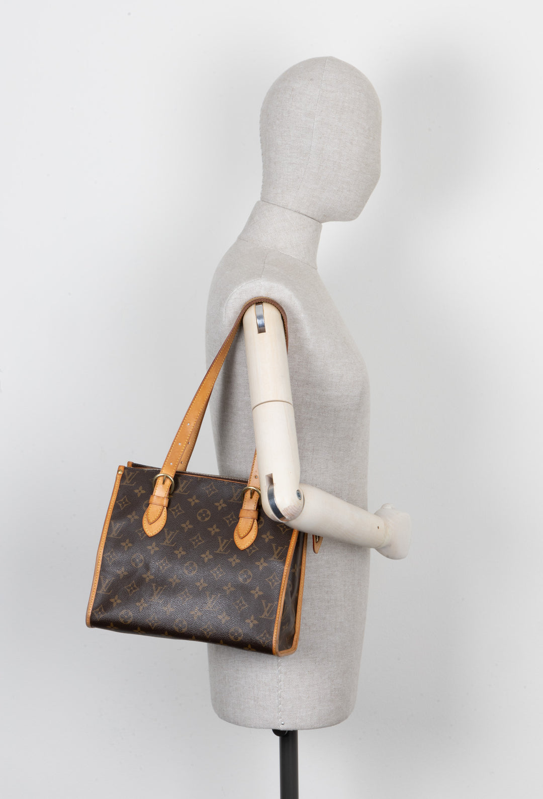 LOUIS VUITTON Popincourt Top Handle Bag MNG