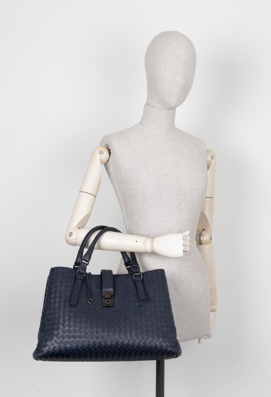 BOTTEGA VENETA Roma Medium Bag Blue