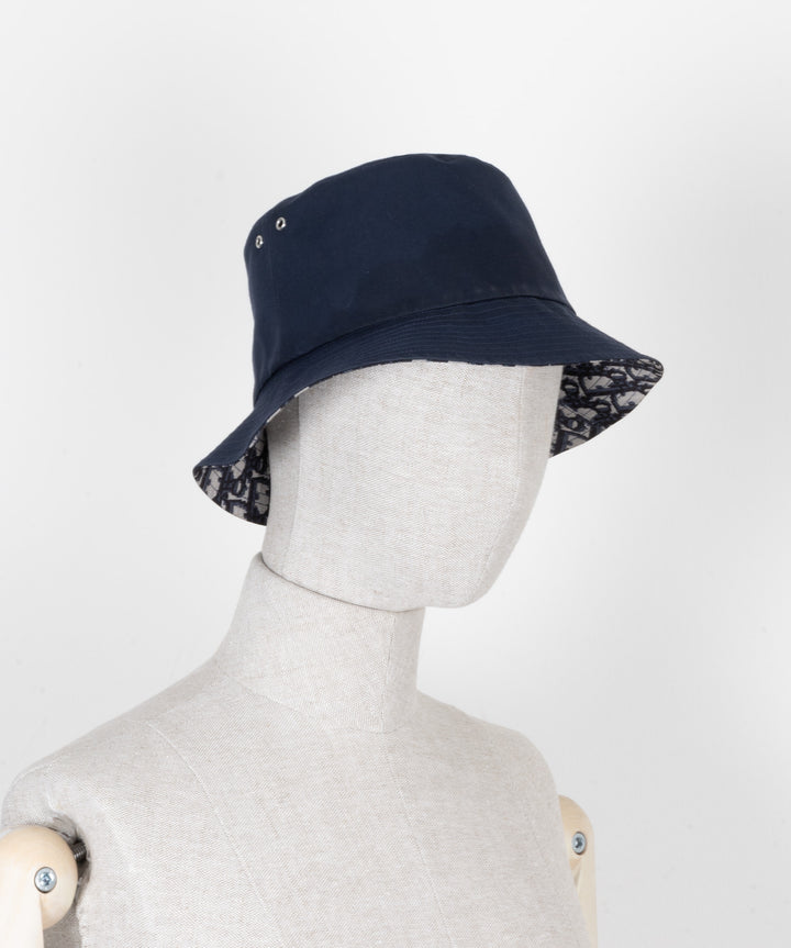 CHRISTIAN DIOR Oblique Reversible Bucket Hat