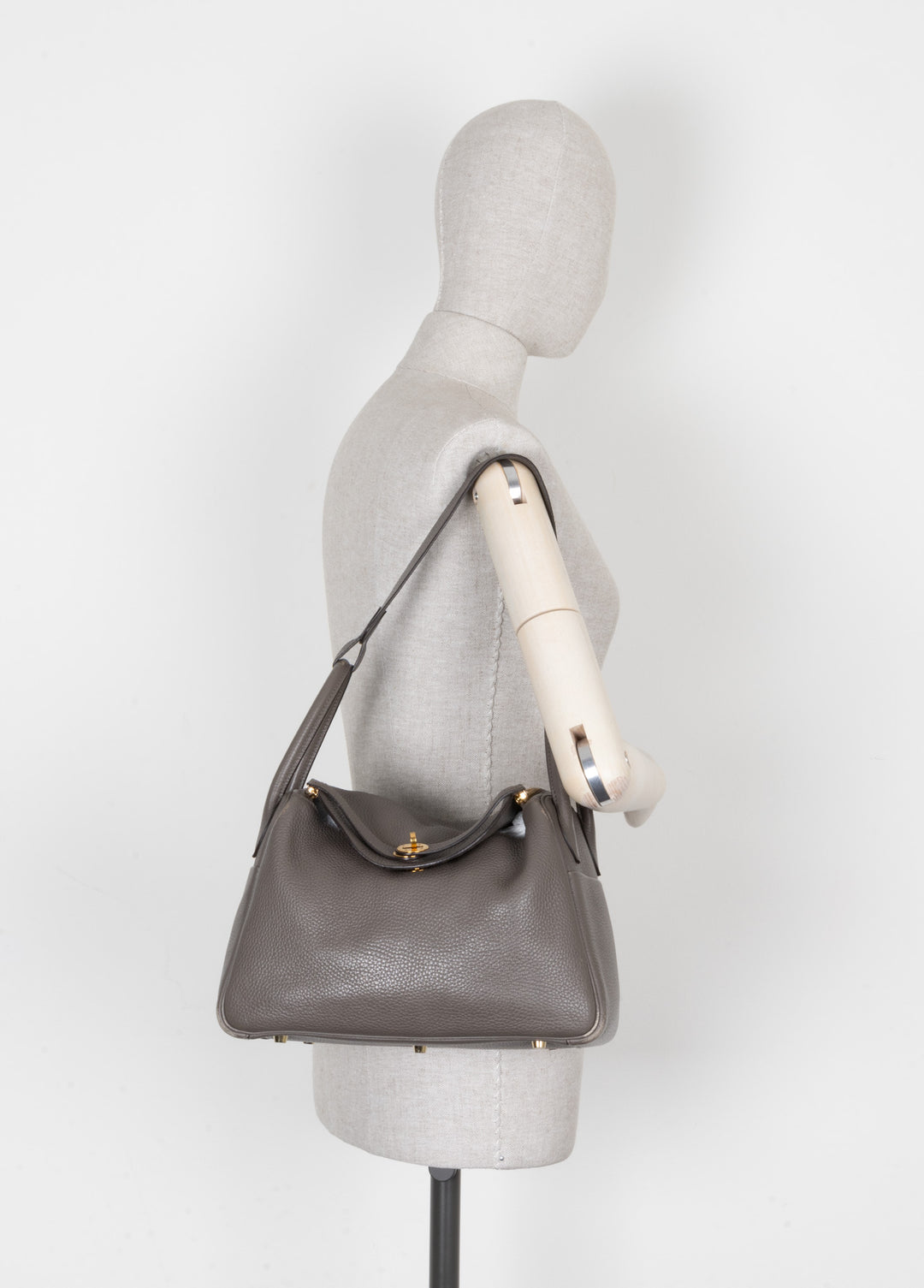 HERMES Lindy 30 Clemence Gris Etain