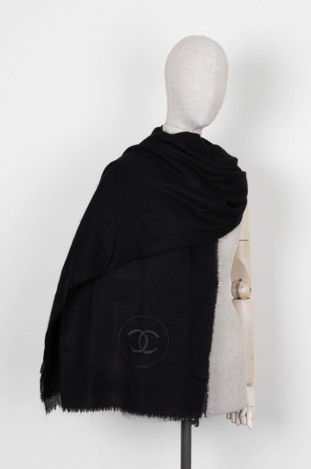 CHANEL CC Scarf Cashmere Black