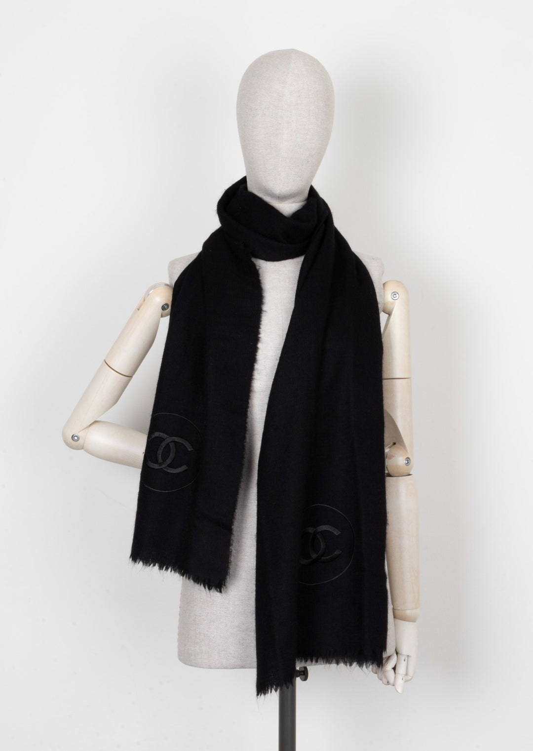 CHANEL CC Scarf Cashmere Black