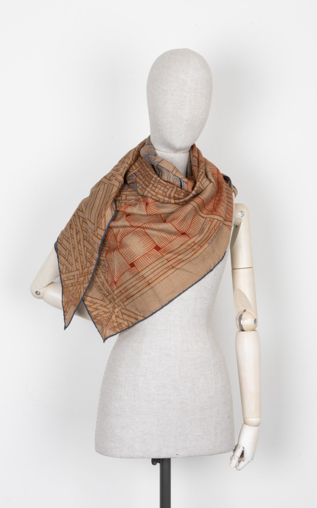 HERMÈS Masan&Masan Triangle Scarf Cashmere Brown