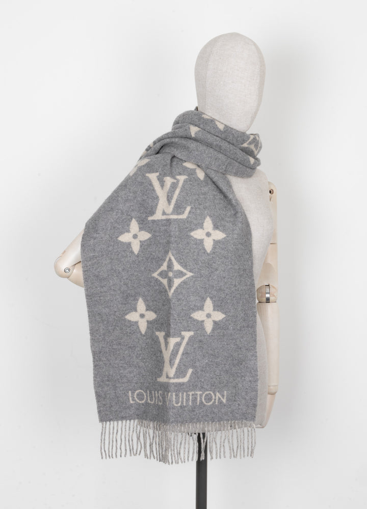 LOUIS VUITTON Reykjavik Scarf Cashmere Grey Ivory