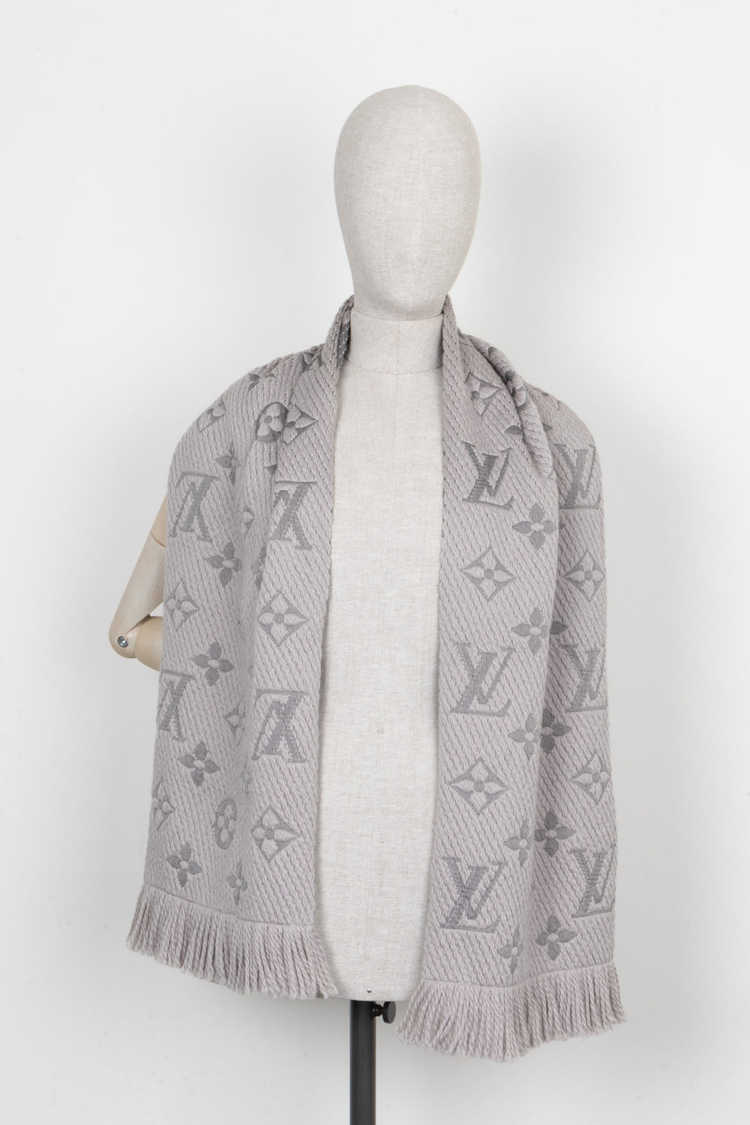 LOUIS VUITTON Logomania Scarf Light Grey