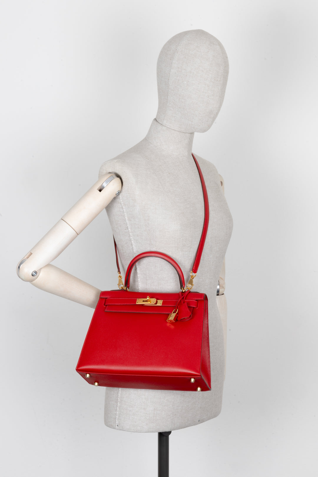 HERMÈS Kelly 28 Epsom Rouge Casaque