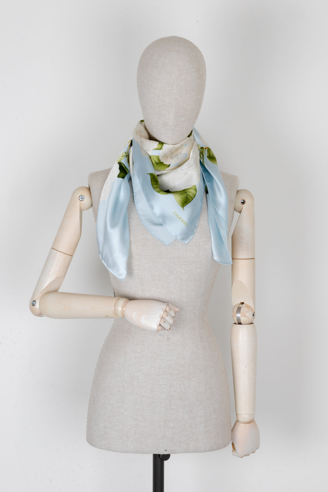 CHANEL Vintage Camellia Scarf 90 Silk White Blue