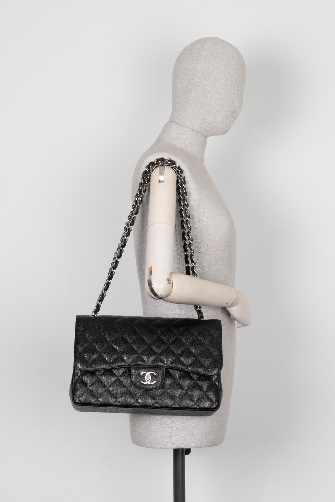 CHANEL Large Classic Double Flap Caviar Black