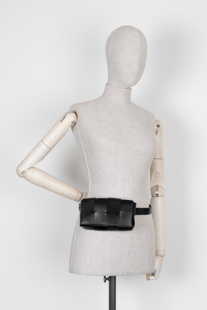 BOTTEGA VENETA Cassette Belt Bag Black