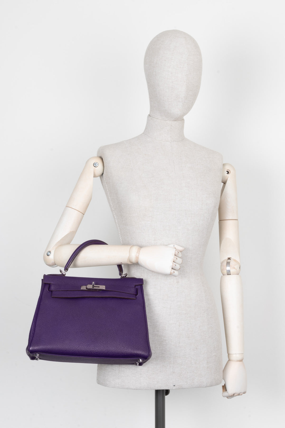 HERMÈS Kelly 28 Togo Ultraviolet