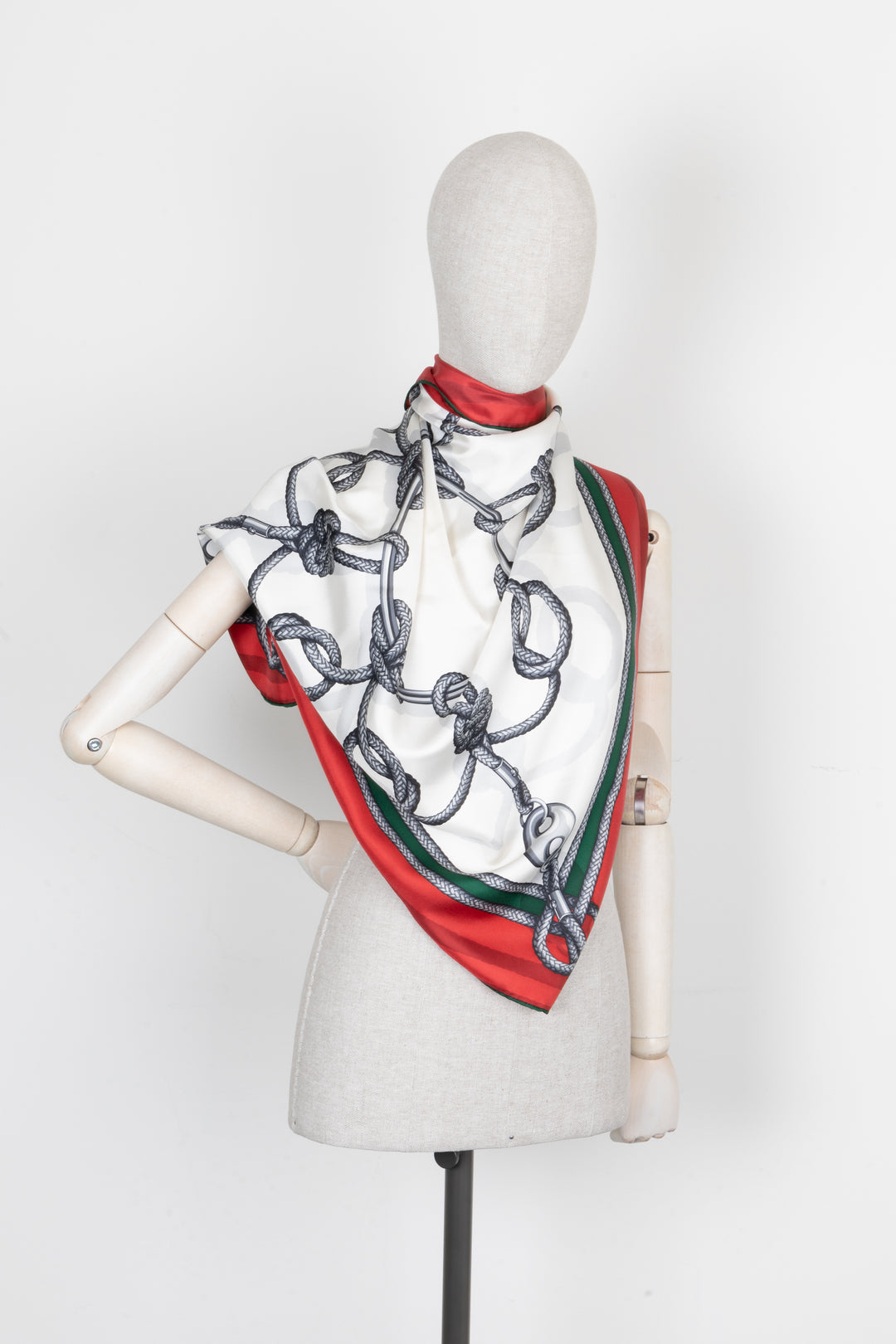 GUCCI Knot Scarf Silk White Red