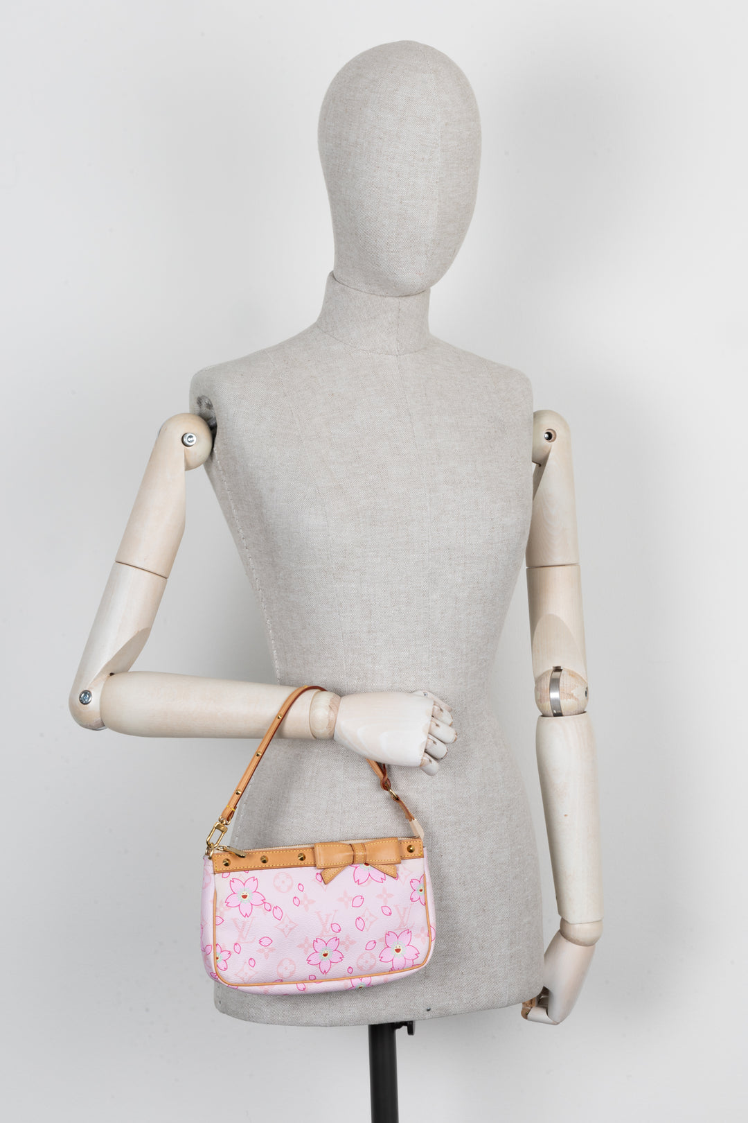 LOUIS VUITTON x Takashi Murakami Pochette Accessoires Bag Pink