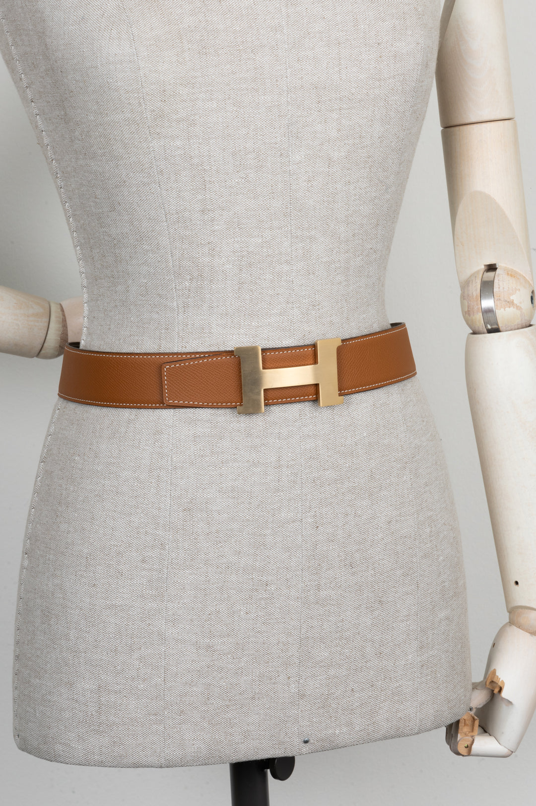 HERMÈS Constance H Belt Gold Etoupe Epsom