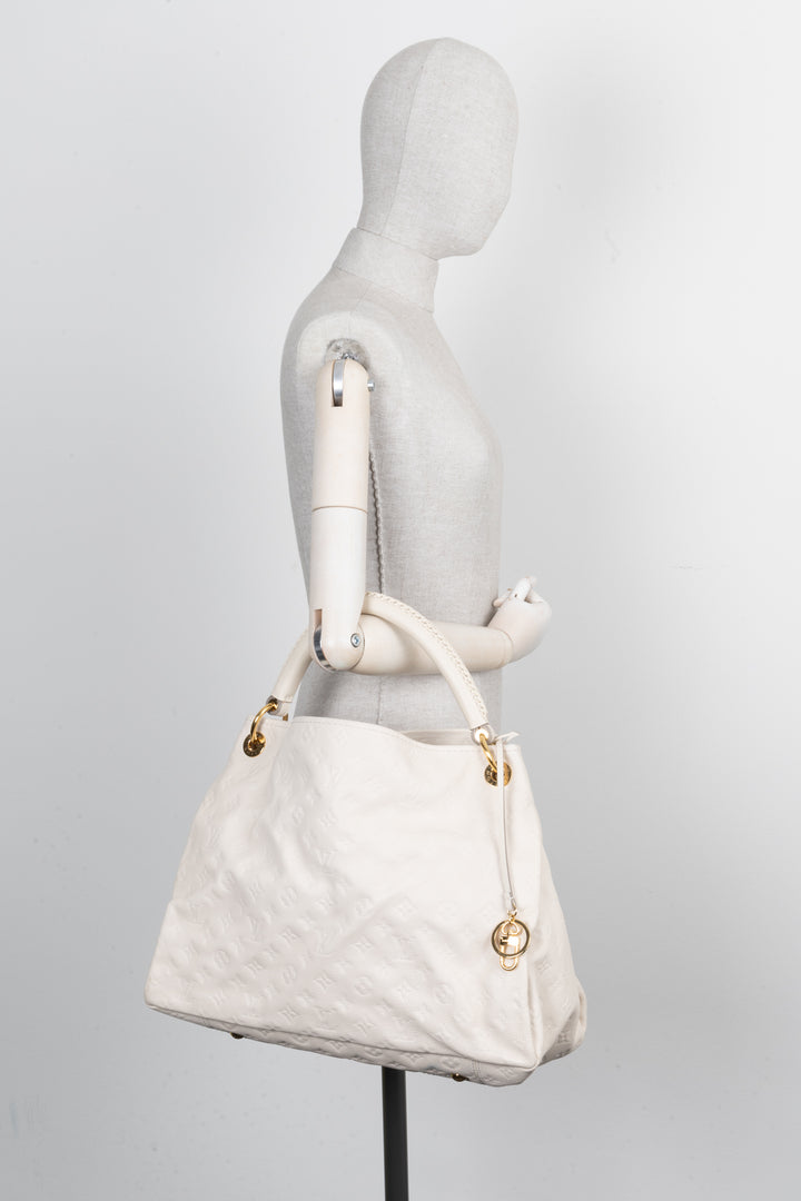 LOUIS VUITTON Artsy MM Bag Empreinte Ivory