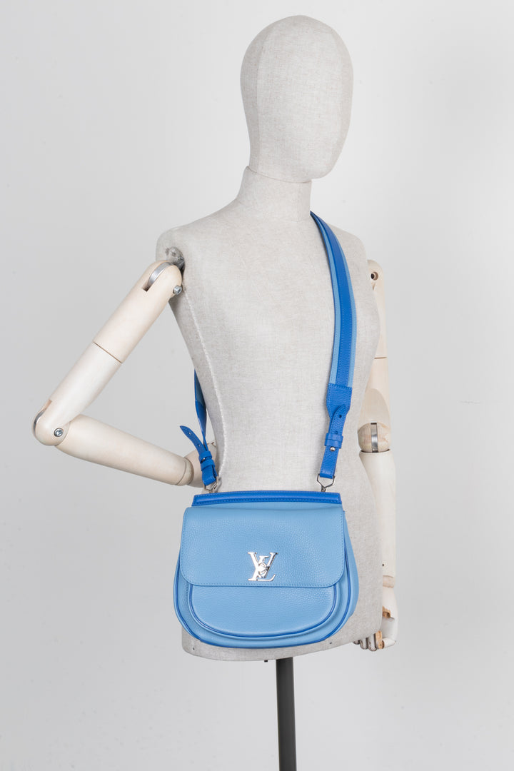 LOUIS VUITTON Taurillon Marceau Crossbody Bag Leather Blue