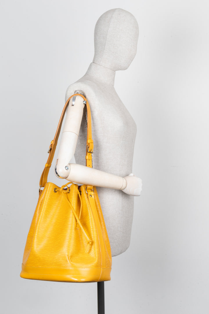 LOUIS VUITTON Grand Sac Noé Epi Jaune