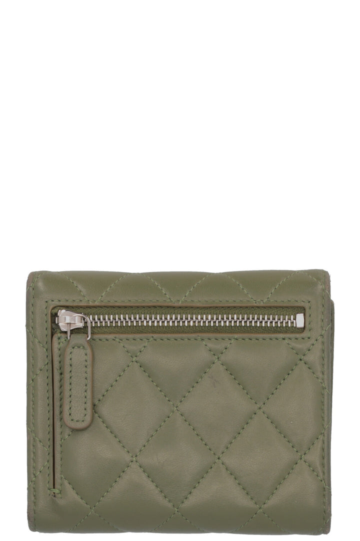 CHANEL Classic Wallet Leather Green