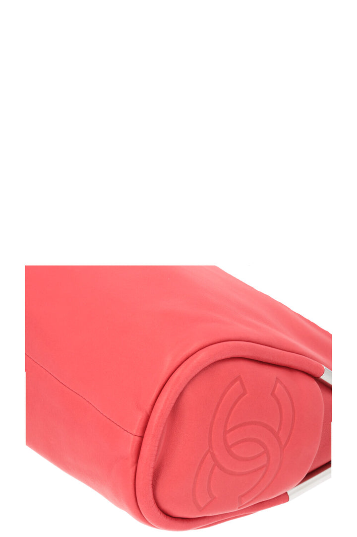 CHANEL Messenger Bag Leather Coral