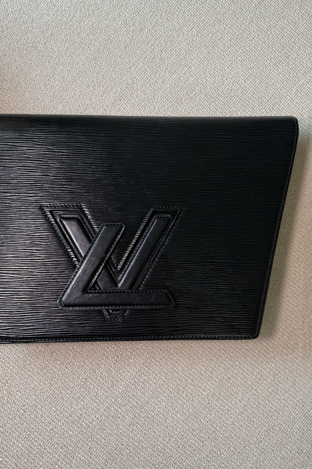 LOUIS VUITTON LV Trapeze Clutch Epi Black