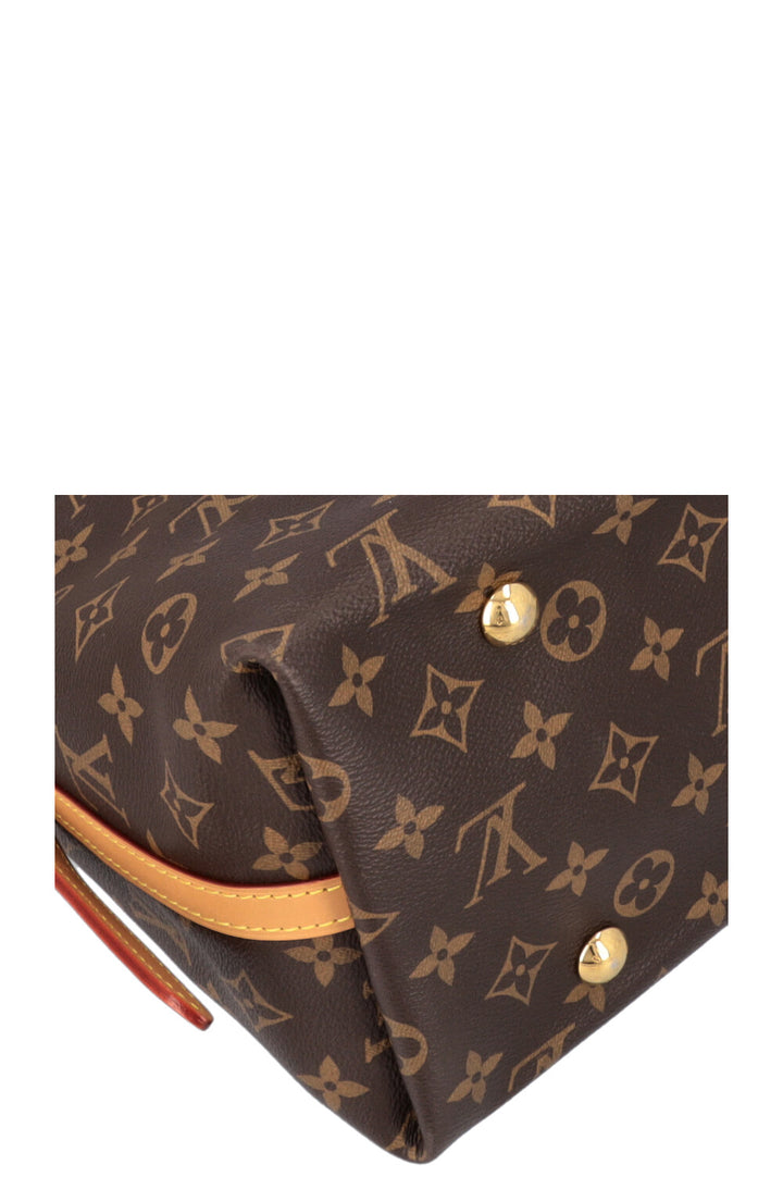 LOUIS VUITTON CarryAll MM MNG