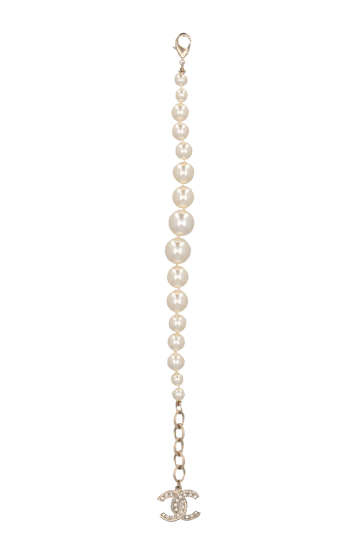 CHANEL 2023 Faux Pearl CC Bracelet